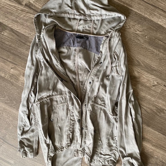 Max Jeans Grey Denim Jacket, Size Medium, Women’s - Picture 1 of 5